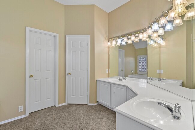 Building Photo - 2118 Louetta Spring Dr
