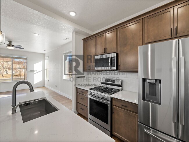 Building Photo - 1203 Bon Homme Richard Dr