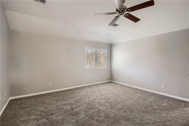 Building Photo - 1009 Placid Creek Ct
