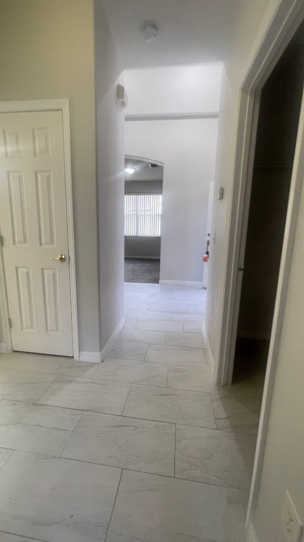 Building Photo - The Oaks-Pool Home-1738 Golfview Dr Kissimmee FL 34746