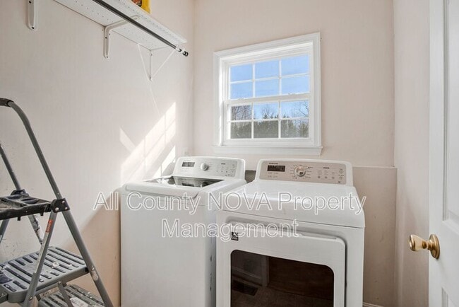 Building Photo - 12105 N Keys Rd