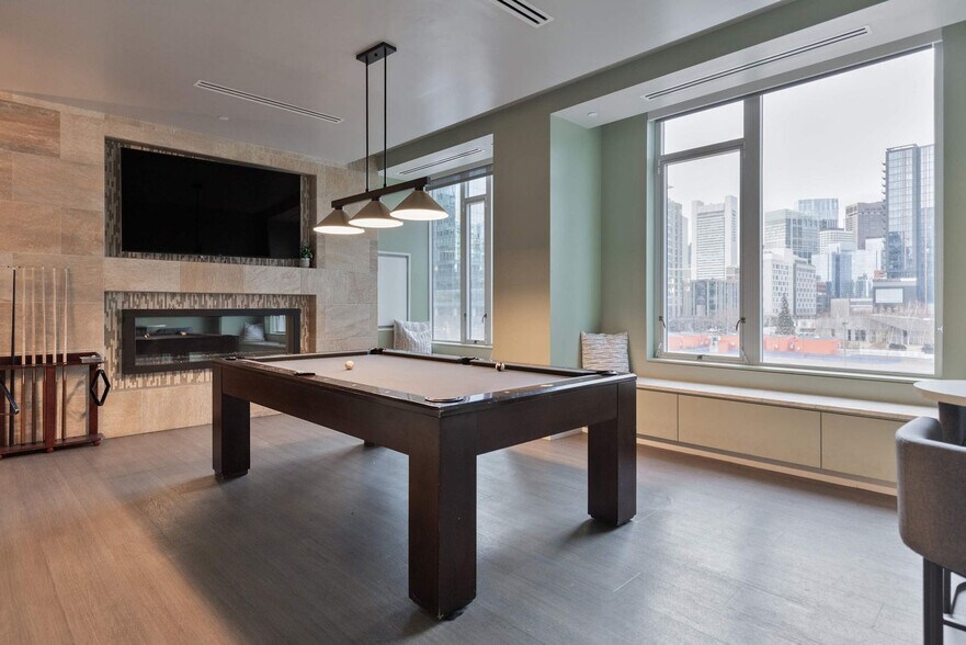 Building Photo - 100 Pier 4 Blvd.