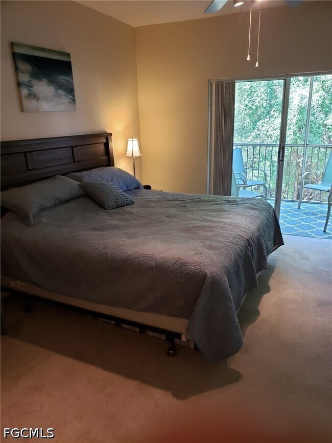 Building Photo - 6401 Aragon Way