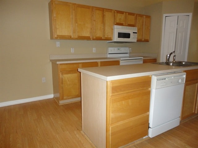 Building Photo - 2885 White Magnolia Loop