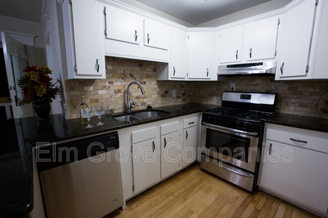 Building Photo - 55 Sagamore St