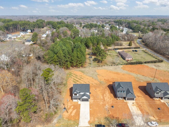 Building Photo - 1050 Gibson Rd