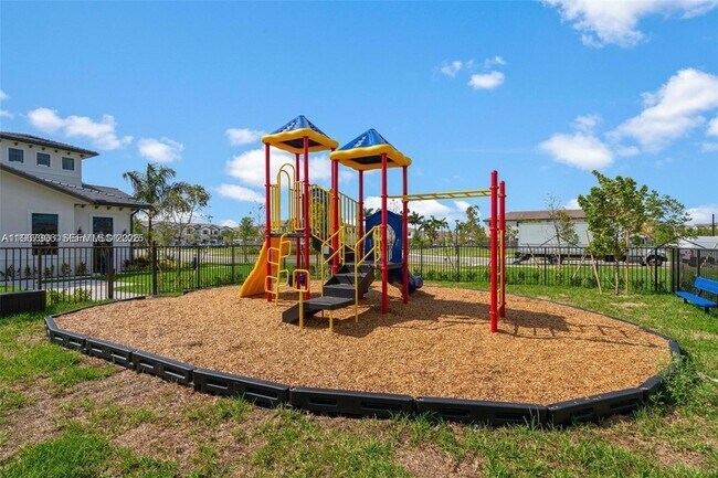 Building Photo - 13130 SW 232nd Ter