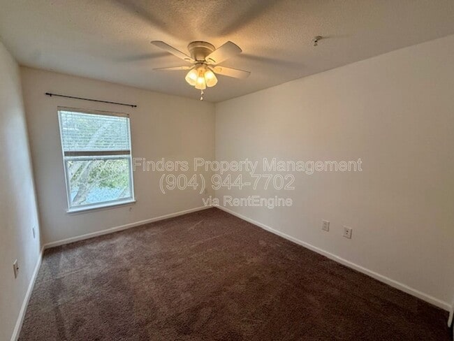 Building Photo - 7067 Deer Lodge Cir