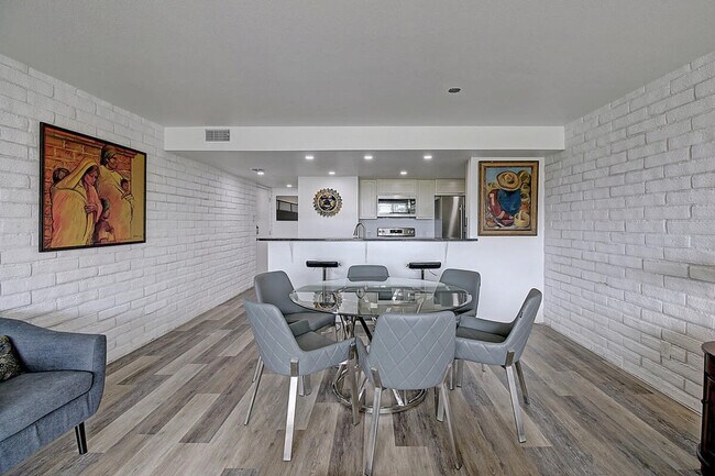 Building Photo - 1421 Eleventh St