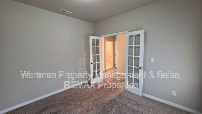 Building Photo - 9638 Vistas Park Dr