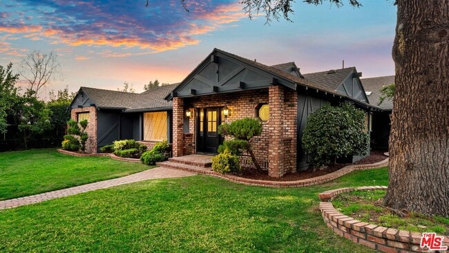 Building Photo - 4559 Morella Ave