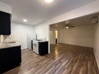 Building Photo - 2701 Hemphill St