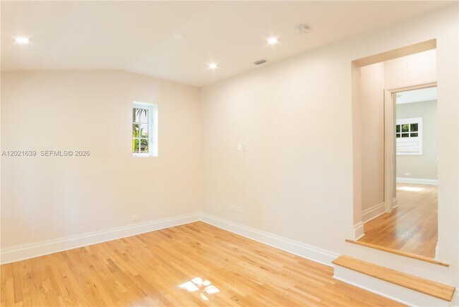 Building Photo - 1257 Mariola Ct