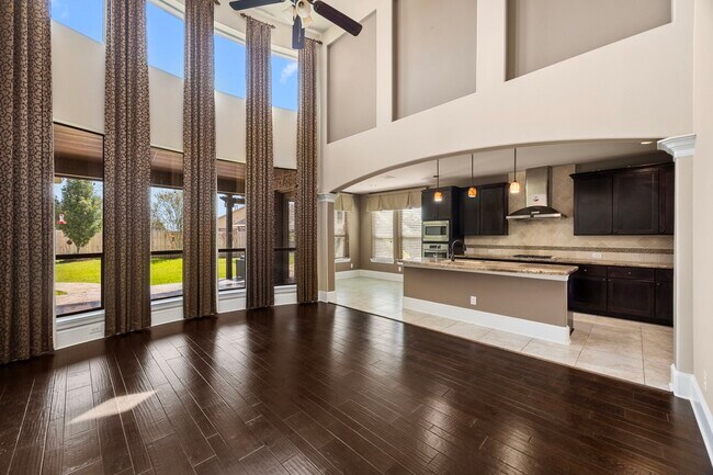 Building Photo - 14918 Diane Manor Ln