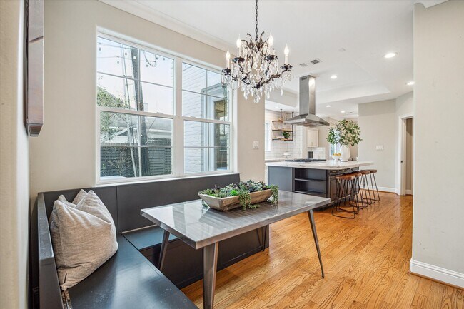 Building Photo - 1502 Whispering Pines Dr