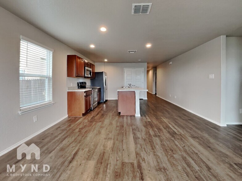 Building Photo - 13004 Lineberry Ln