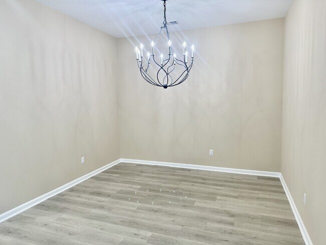 Building Photo - Gorgeous Home with a Private Pool Ready to...