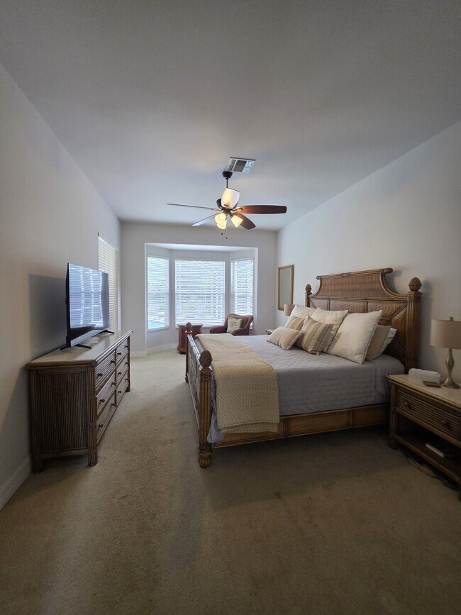 Building Photo - 8972 Lely Island Cir