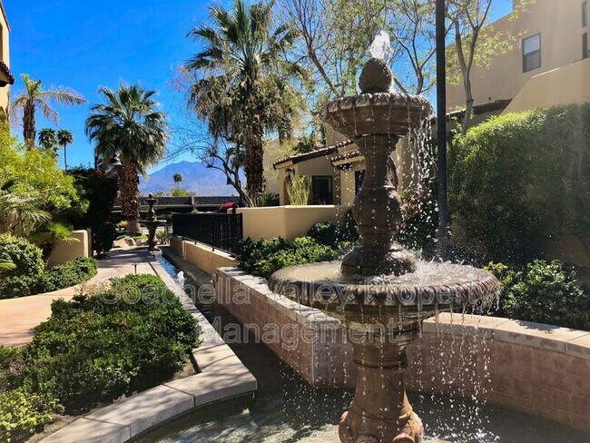 Building Photo - 233 Villorrio Dr E