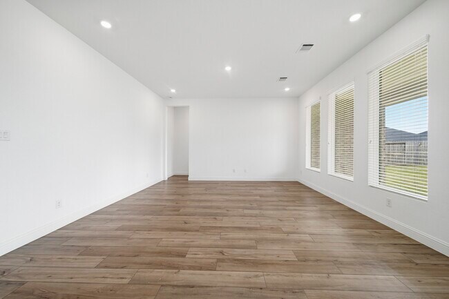 Building Photo - 4619 Sleepy Retreat Trl