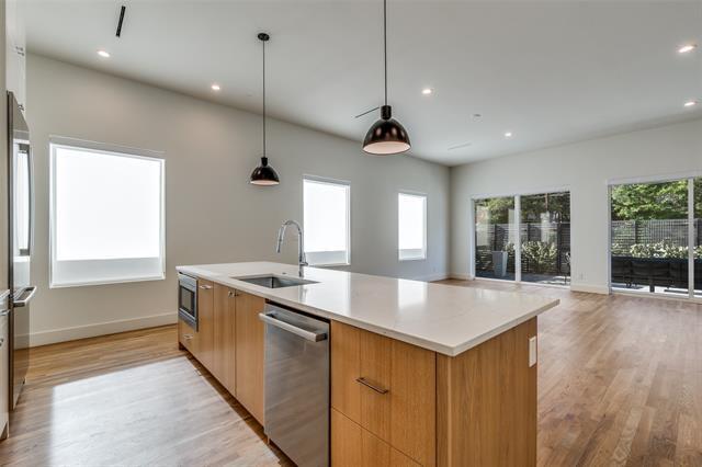 Building Photo - 4414 Abbott Ave