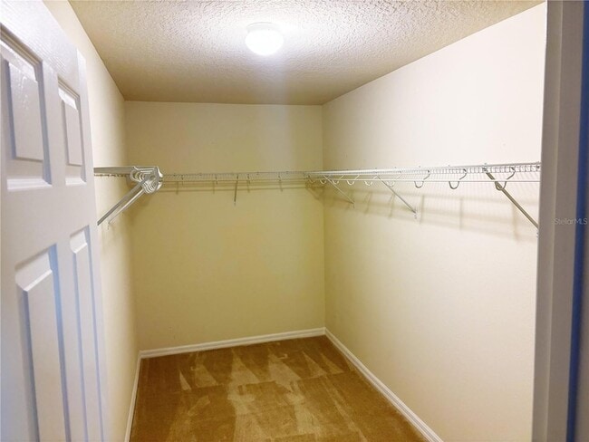 Building Photo - 19363 Fallglo Dr