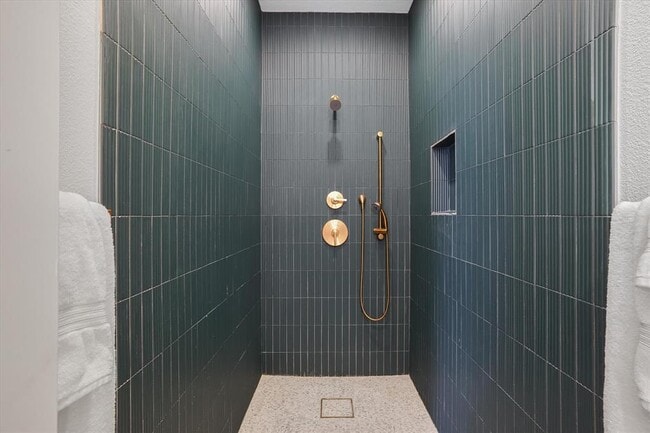 Building Photo - 3705 Gilbert St