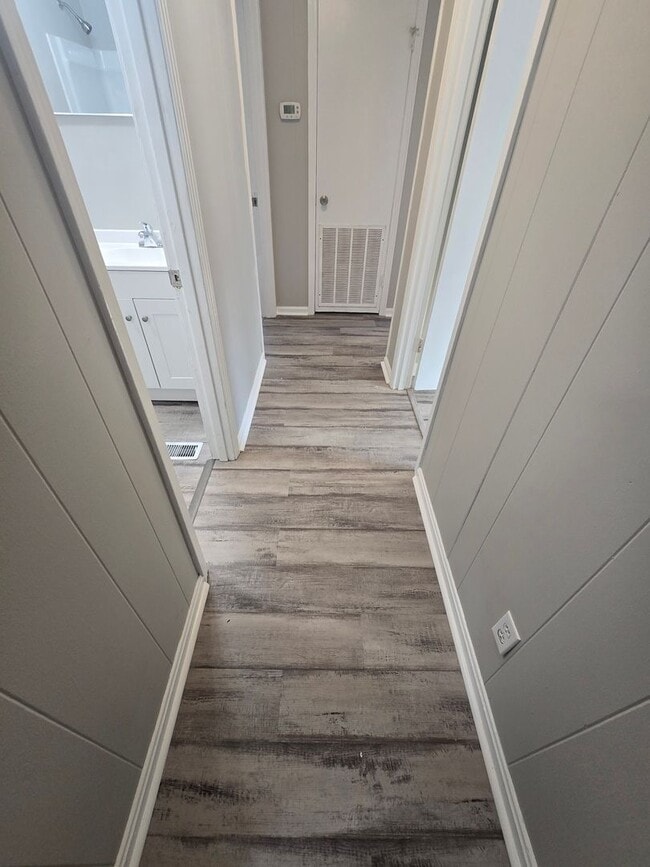 Building Photo - Beautiful Downtown Enterprise