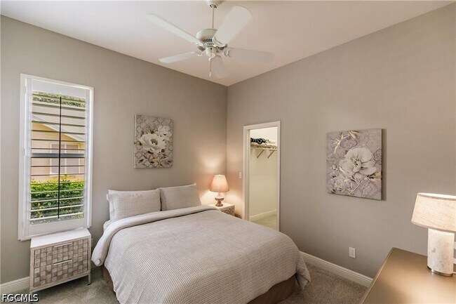 Building Photo - 9811 Ensign Ct