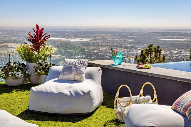 Building Photo - Private Foothills Sanctuary Minutes from D...