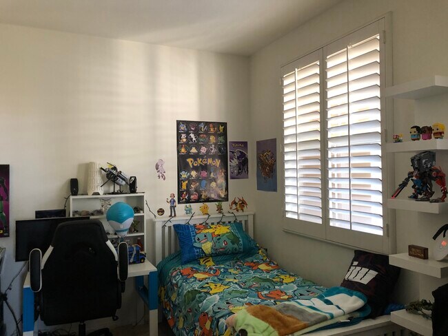 Bedroom 2 - 13075 Pacific Promenade