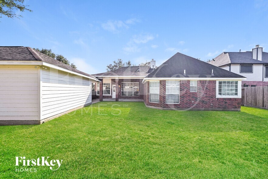 Building Photo - 2870 Wimbledon Ln