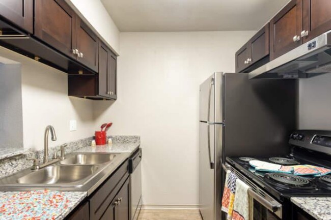 Building Photo - 1 bedroom in Austin TX 78753