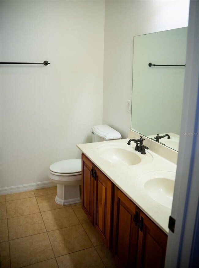 Building Photo - 2804 Polson Dr
