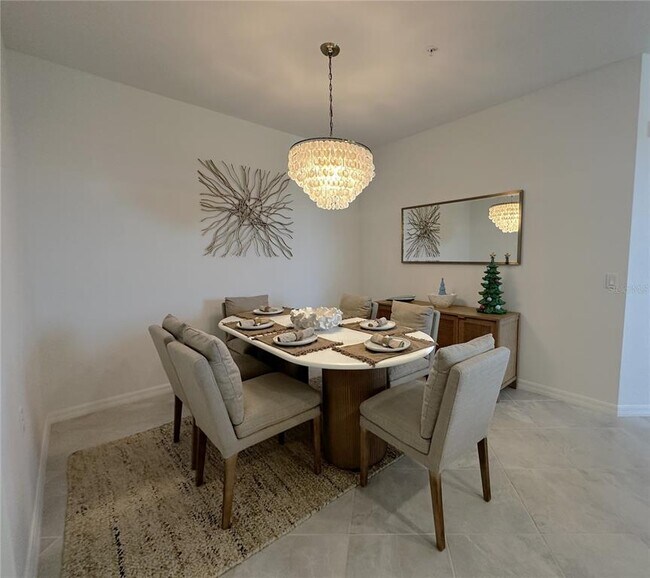 Building Photo - 14201 Heritage Landing Blvd