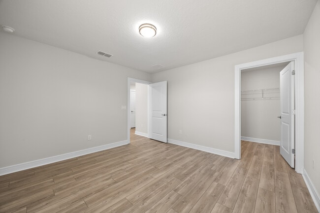 Building Photo - 10364 Shive Island Ct