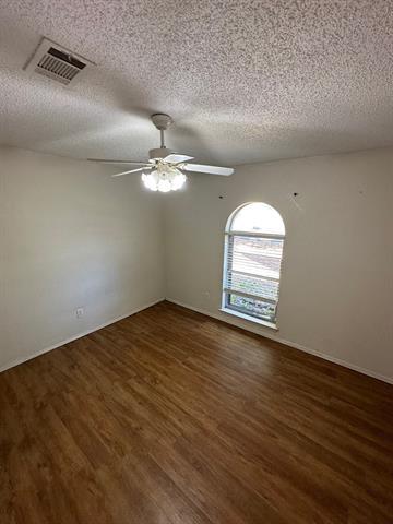 Building Photo - 733 Toni Dr