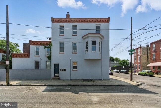 Primary Photo - 5000 Master St