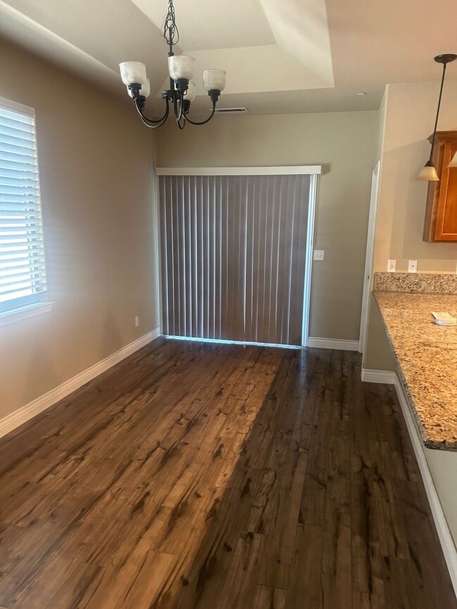 Building Photo - 13 Overseer Ct