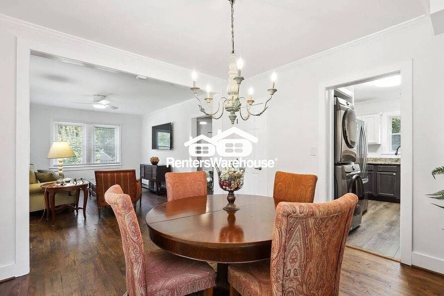 Building Photo - 1930 Normal St