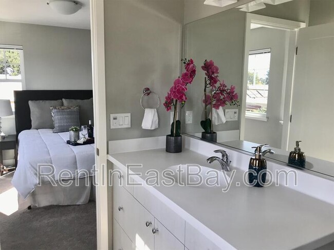 Building Photo - 3612 Brookdale Ave