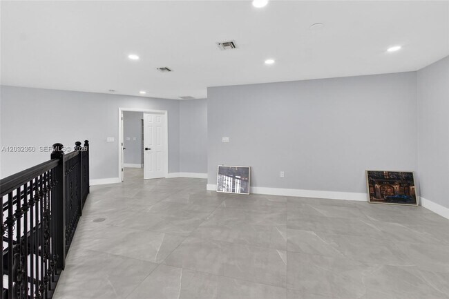 Building Photo - 2167 SW 176th Terrace