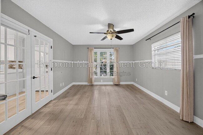 Building Photo - 7606 Waunatta Ct