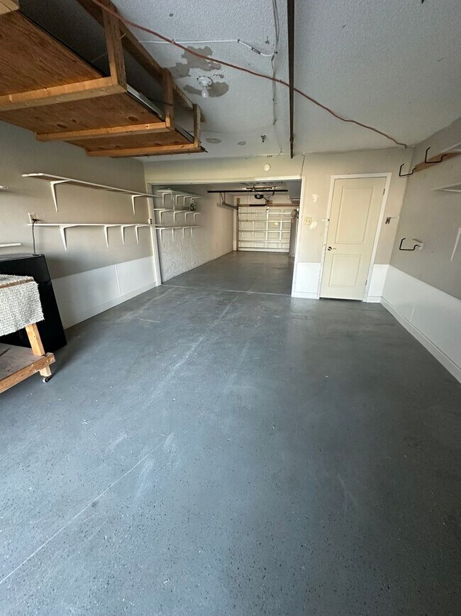 Building Photo - Tierra Verde WATERFRONT Annual Unfurn. 3BR 3BA 2 Car Tandem Garage Townhome w/SLIP