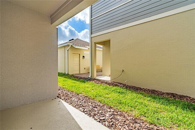 Building Photo - 6060 Zen Wy