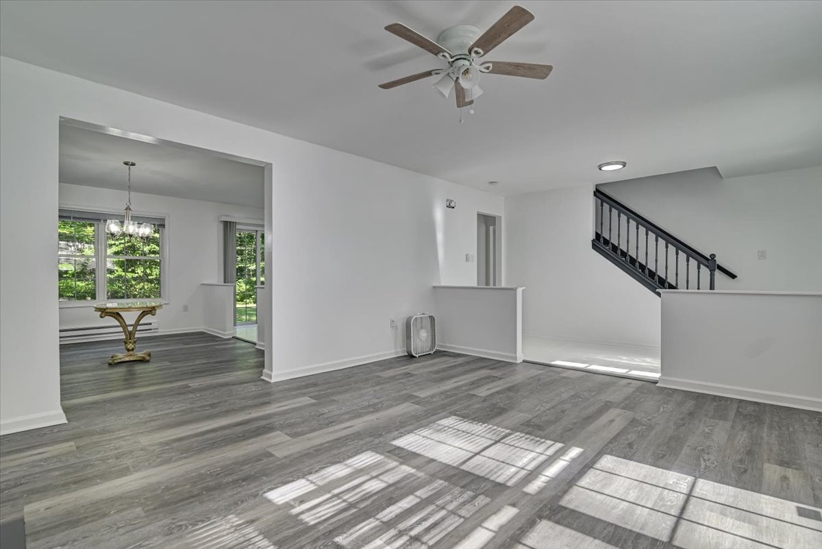 Building Photo - 198 White Pine Trl