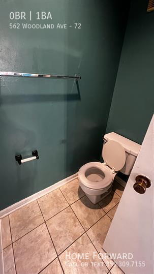 Building Photo - 562 Woodland Ave