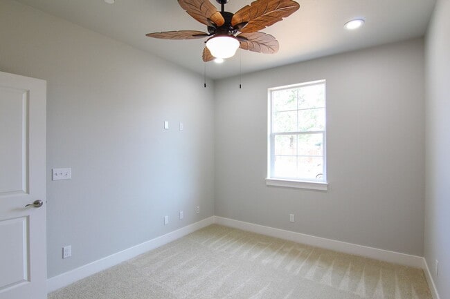Building Photo - Newly Constructed 3 Bedroom Home!