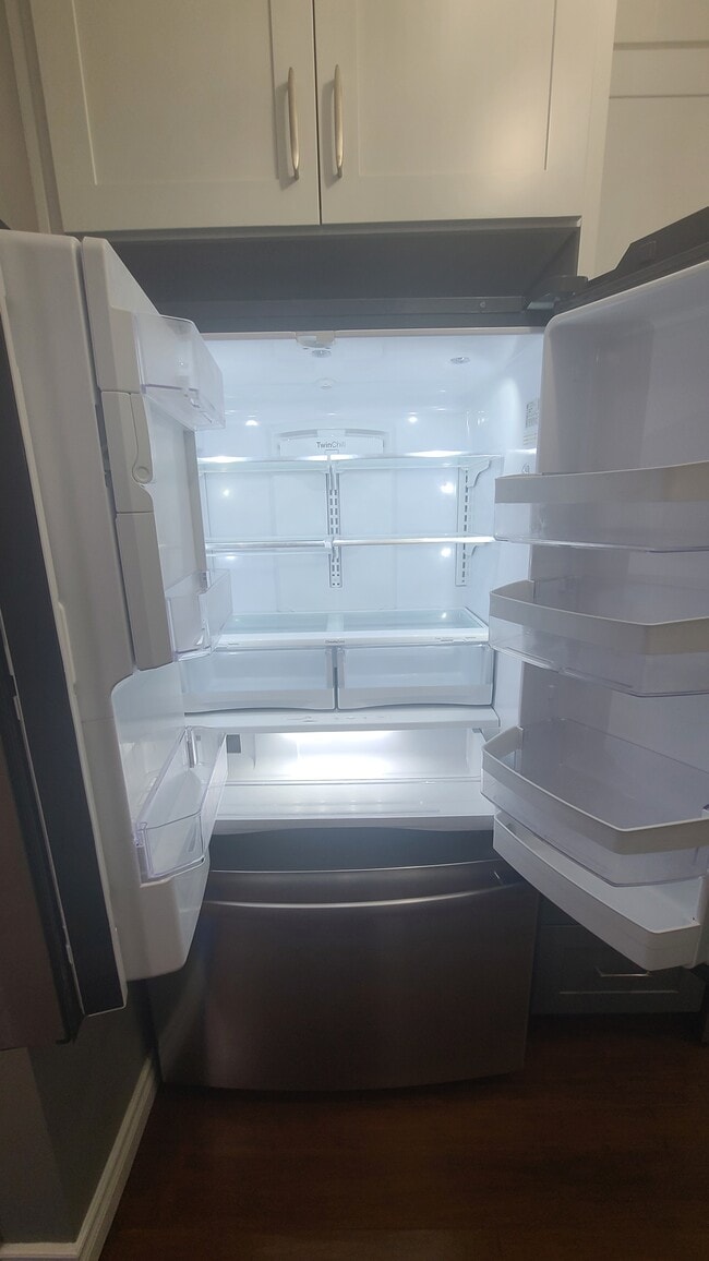 Building Photo - 17430 Ambaum Blvd S