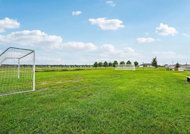 Building Photo - 1315 Normandy Dr